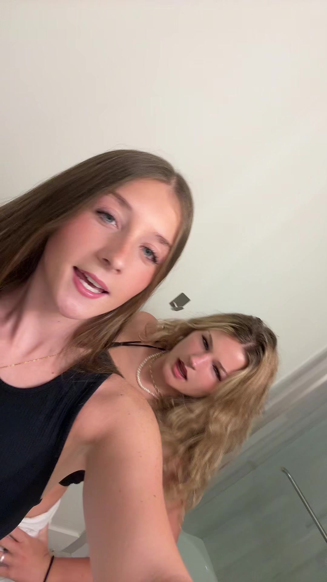@Emmmaa