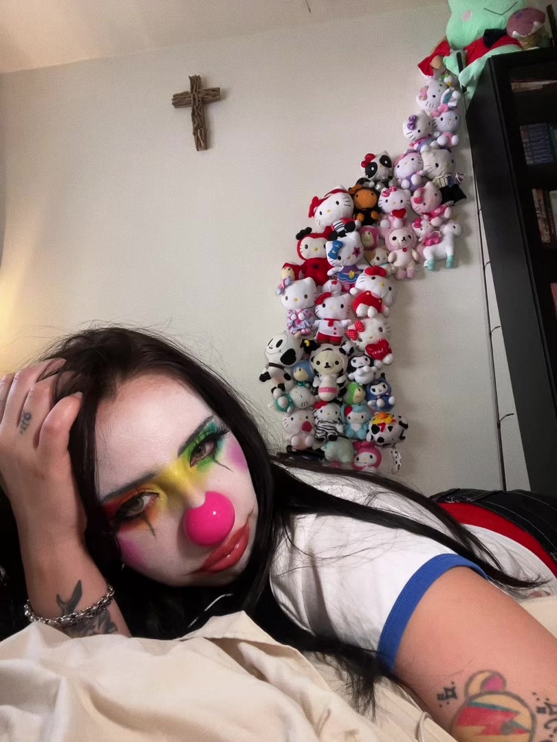 @clowndabs