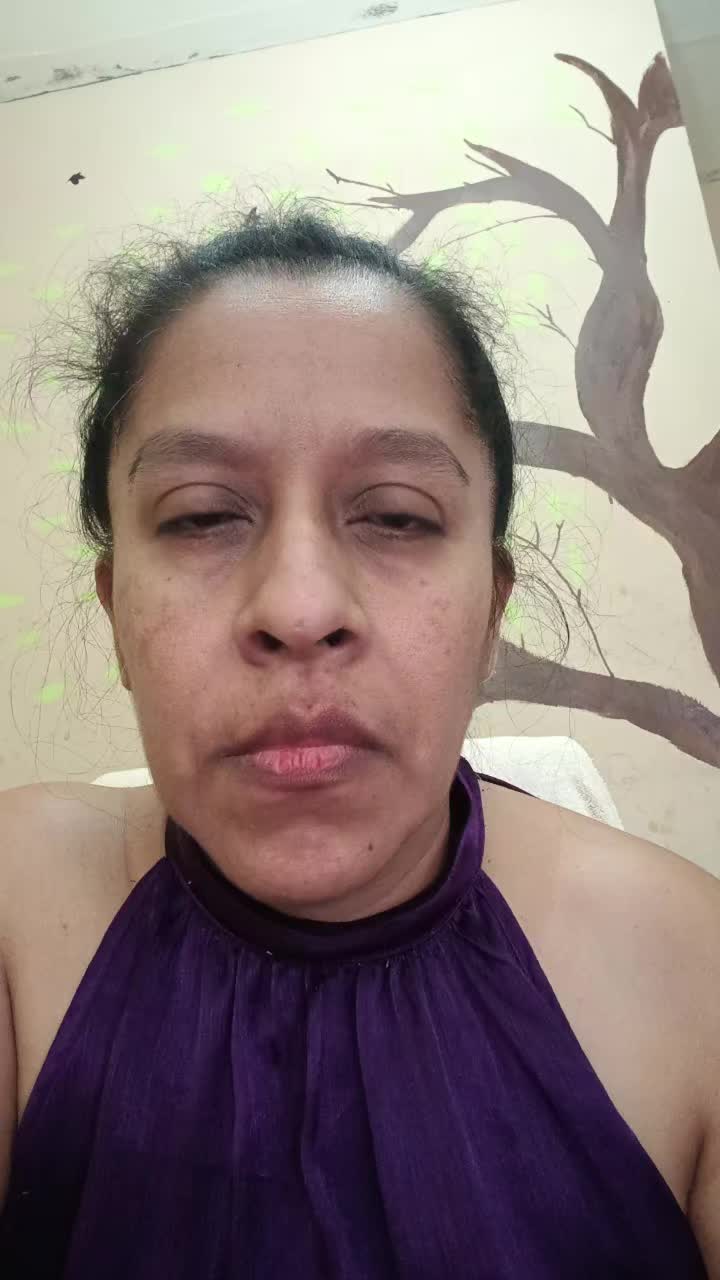@Shalal&aacute; De Los Famosos