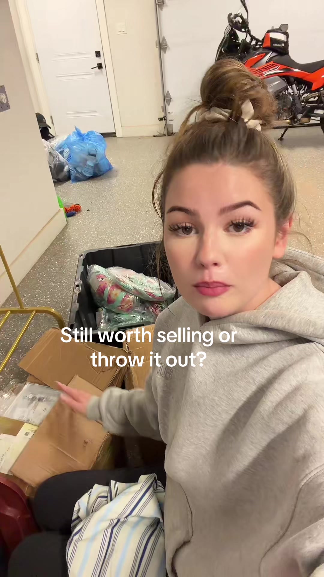@ashleyardor