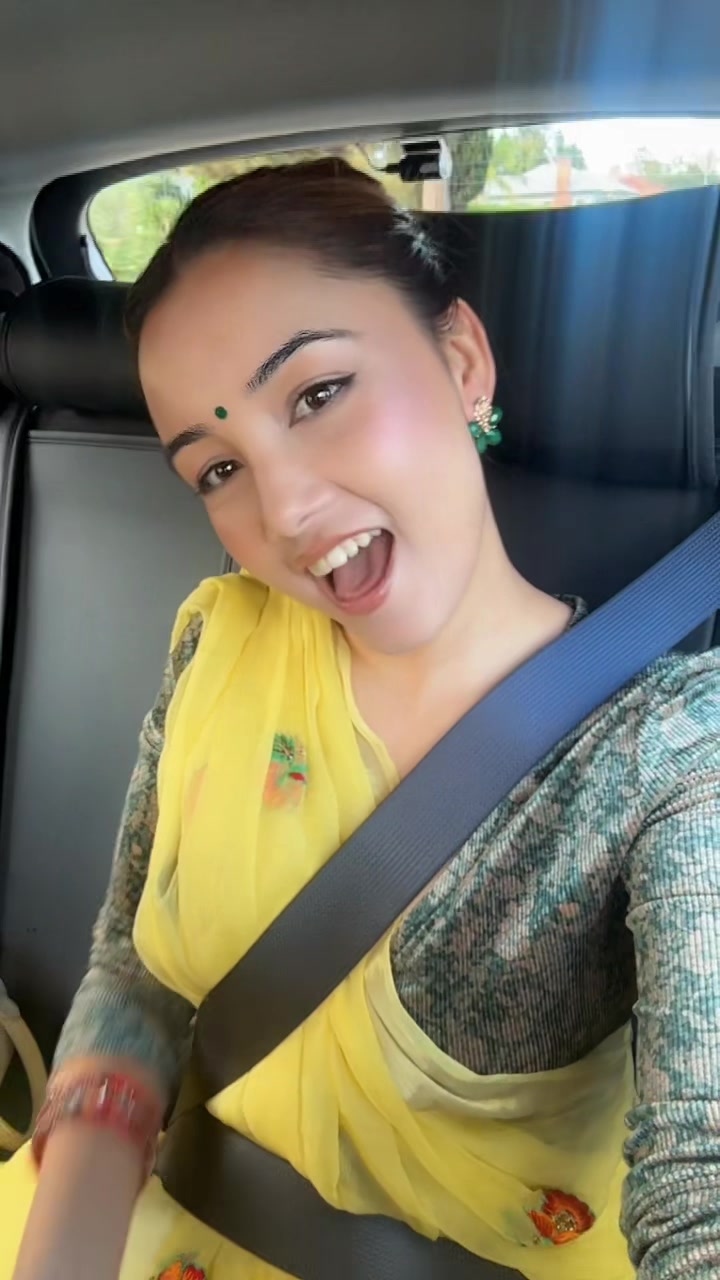 @Sushmita🦋
