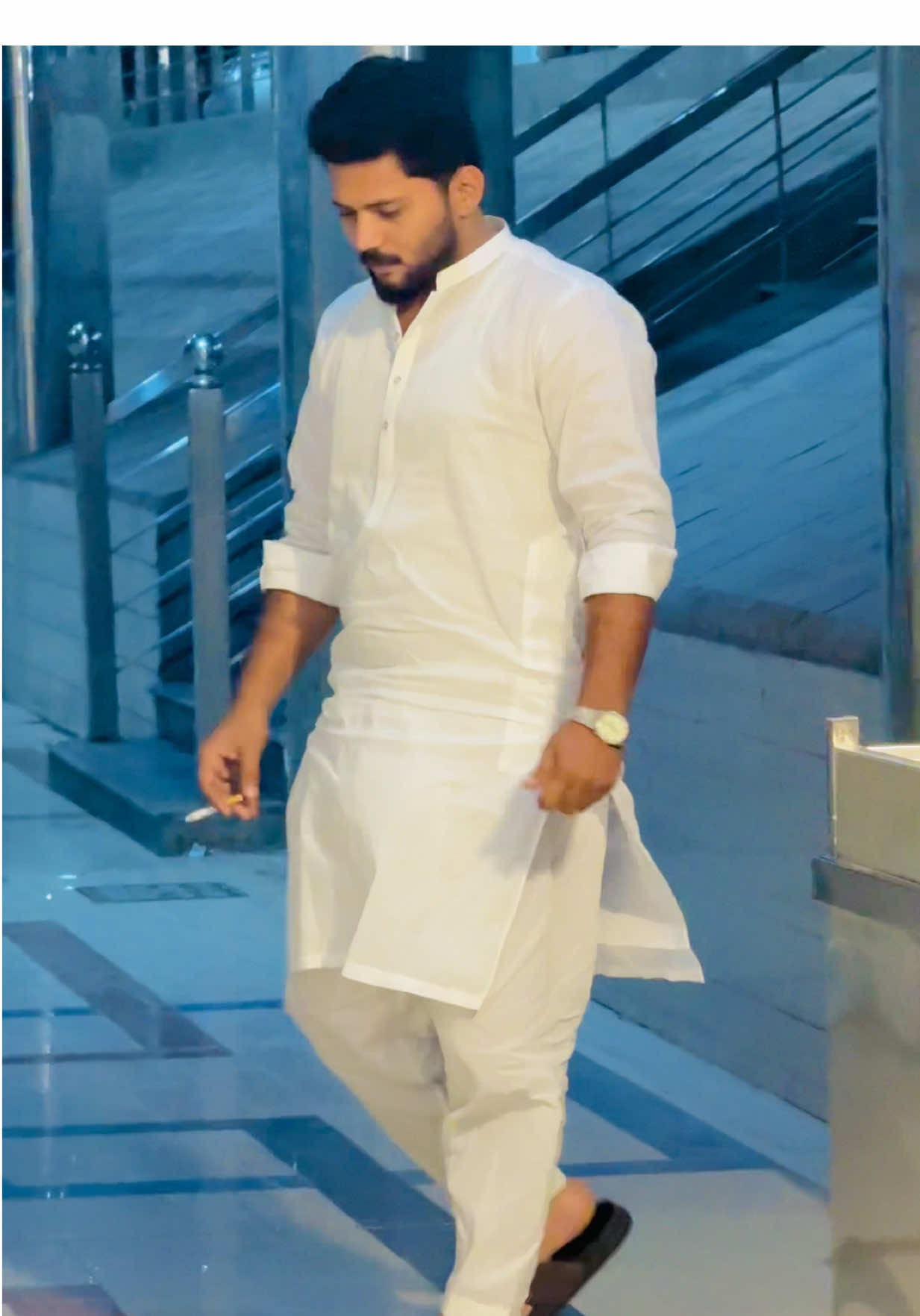 @RajPuT🖤👀