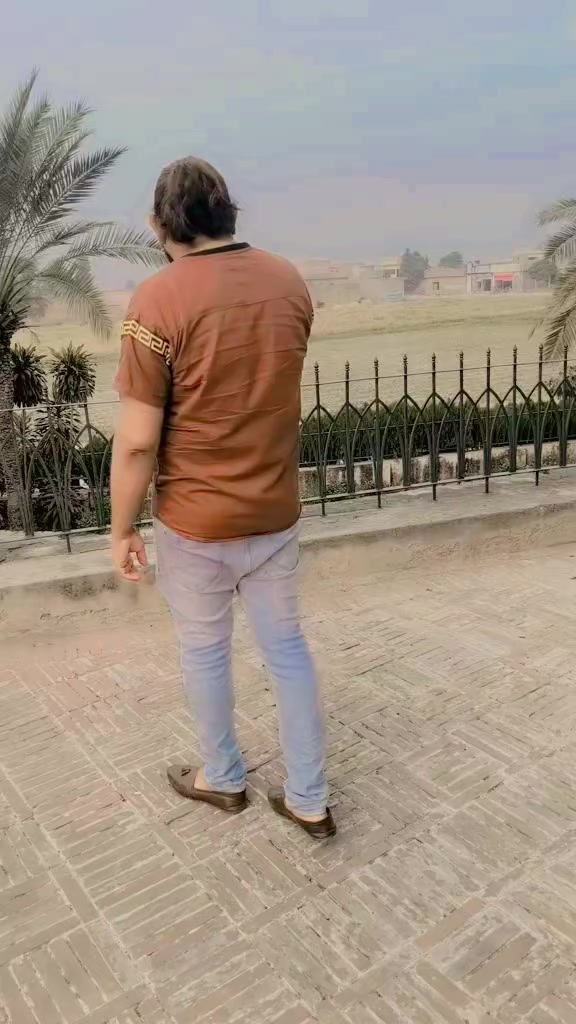 @mera Hussain❤