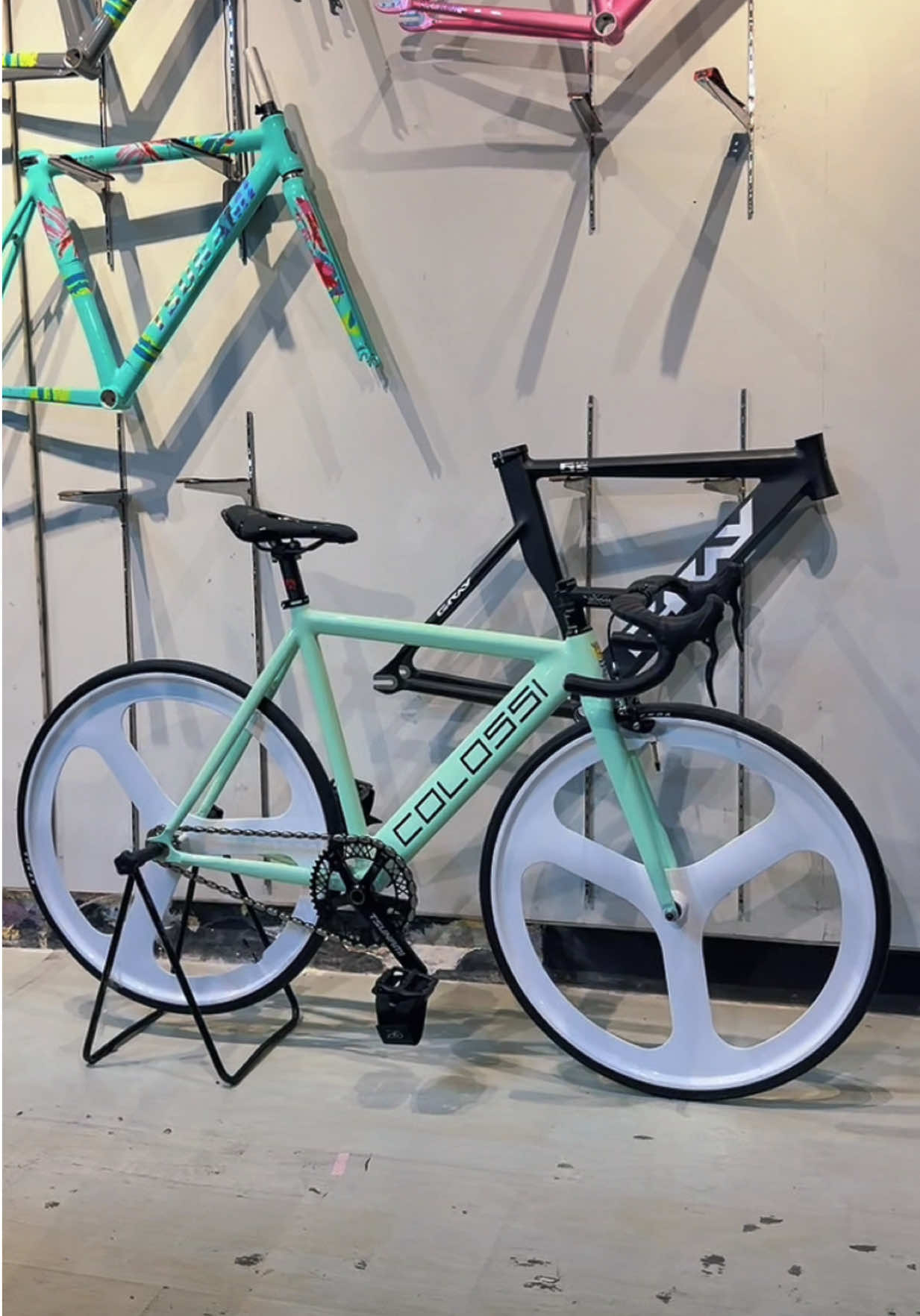 @FixFix Store