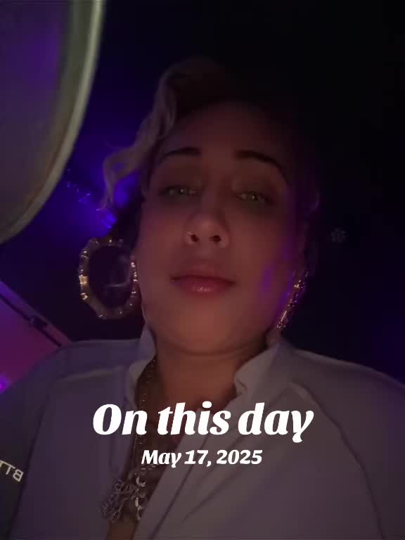 @Trustno1623_