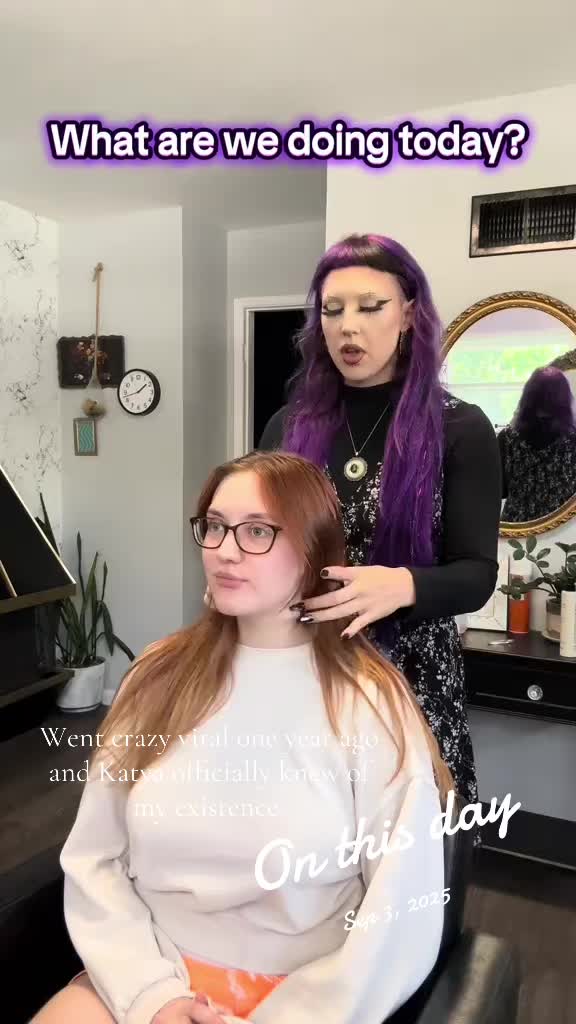 @🔮Syd ~ Omaha Alt Hairstylist✨