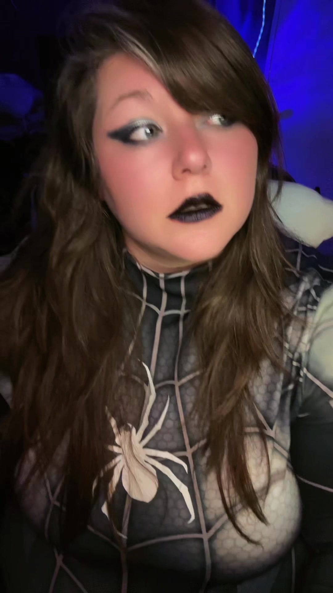@hallochrissycat