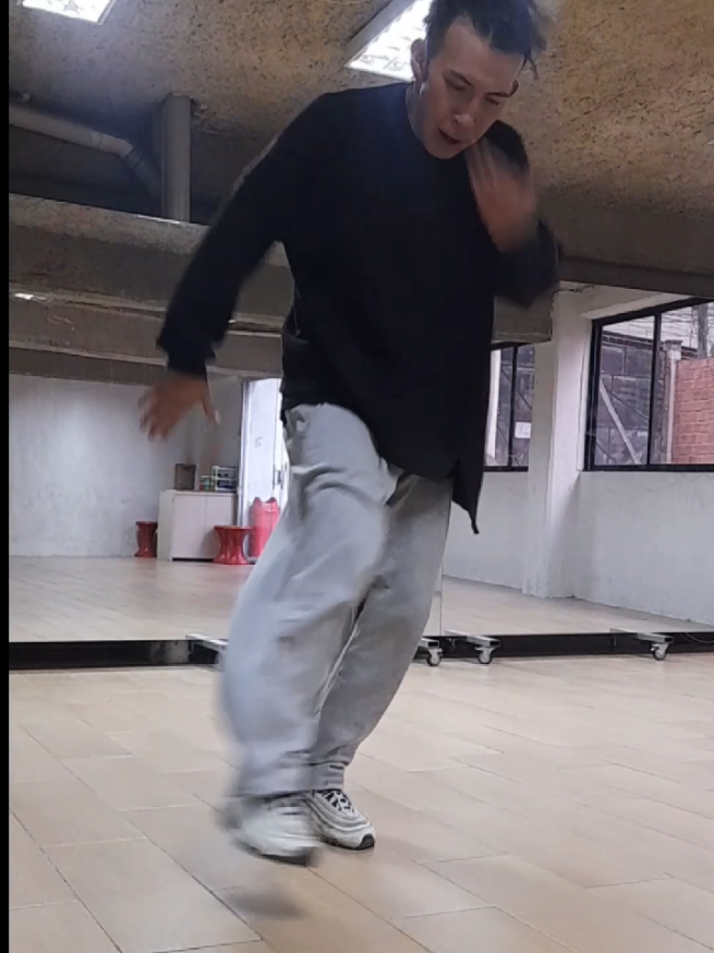 @Luis Mújica
