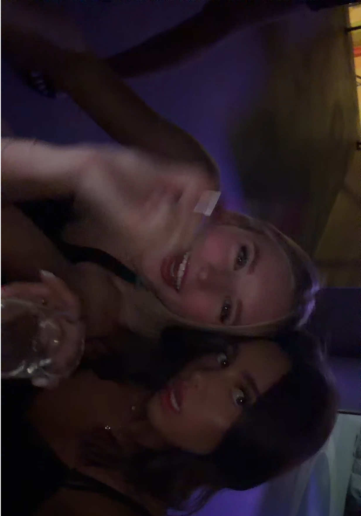 @averytessaqunelll