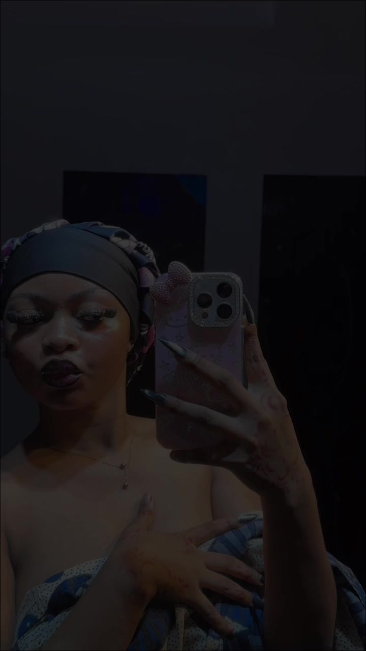 @DORA🧃💔