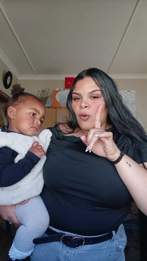 @shanisteyn