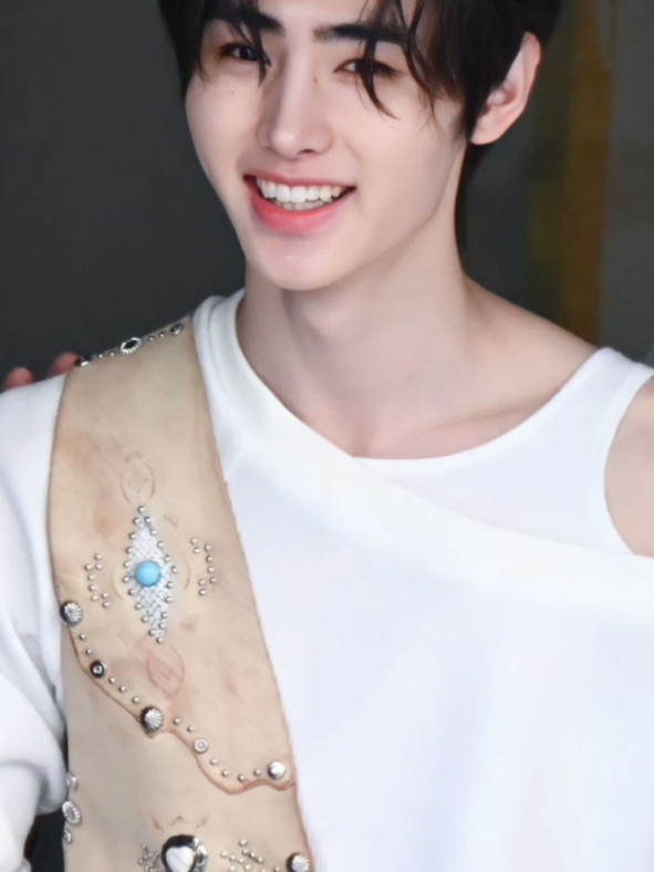 @Hyunjin๐myheart๐ซ๐๐ฐ๐ทSkZ๐ฉธ