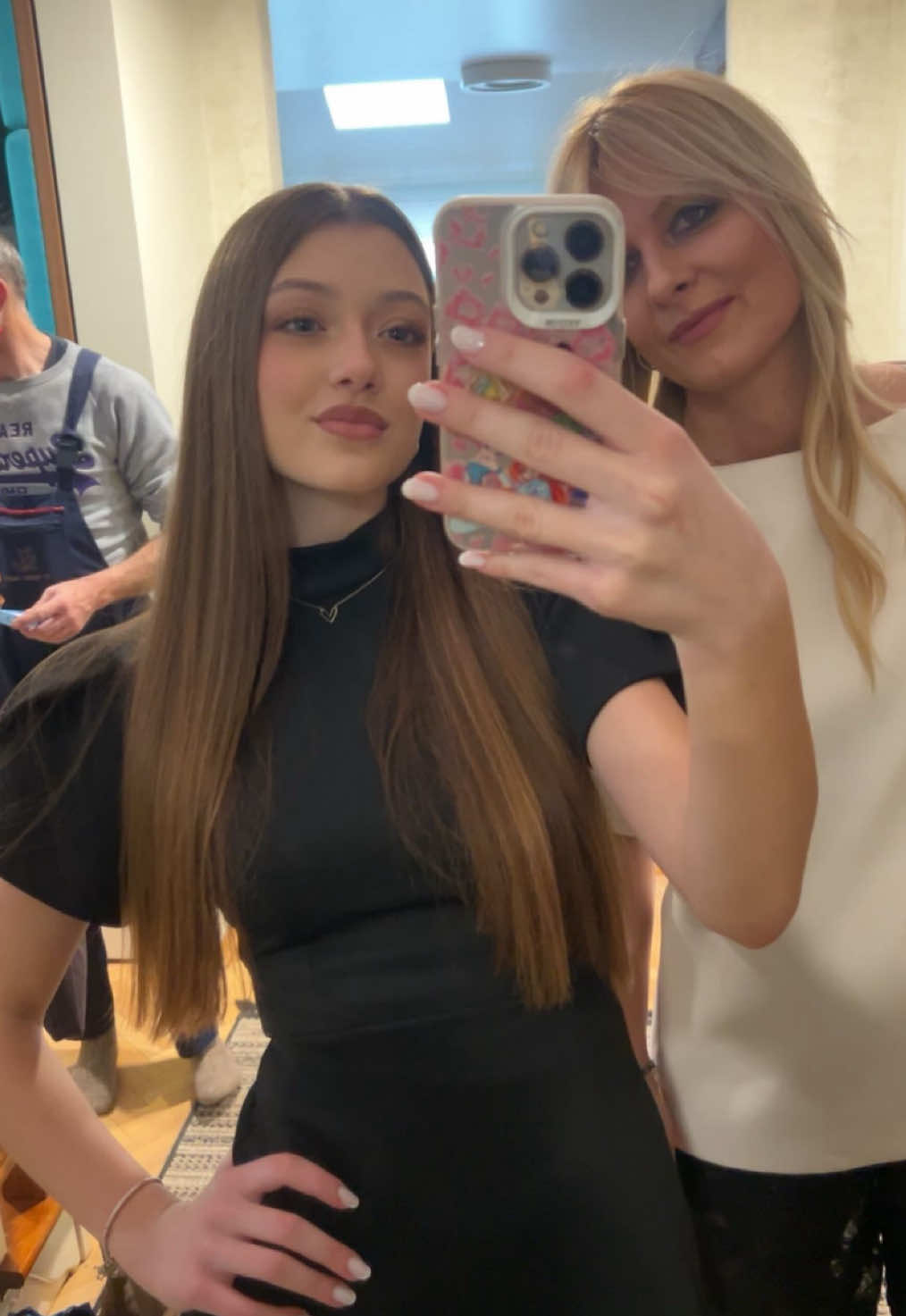 @👸🏼