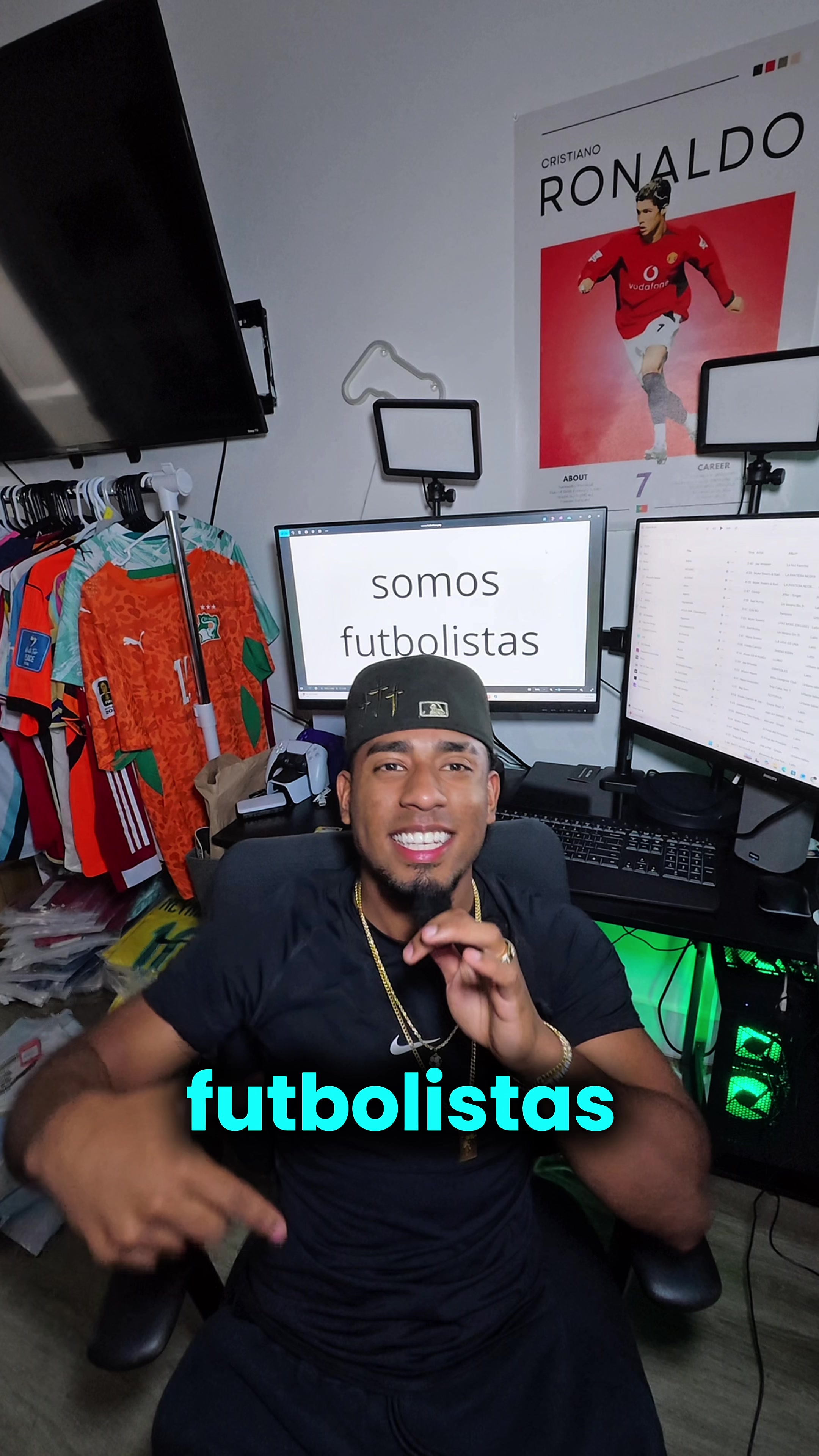 @César Luján