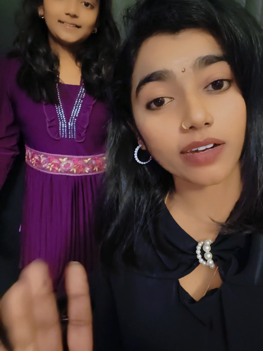 @PRIYA 🌙