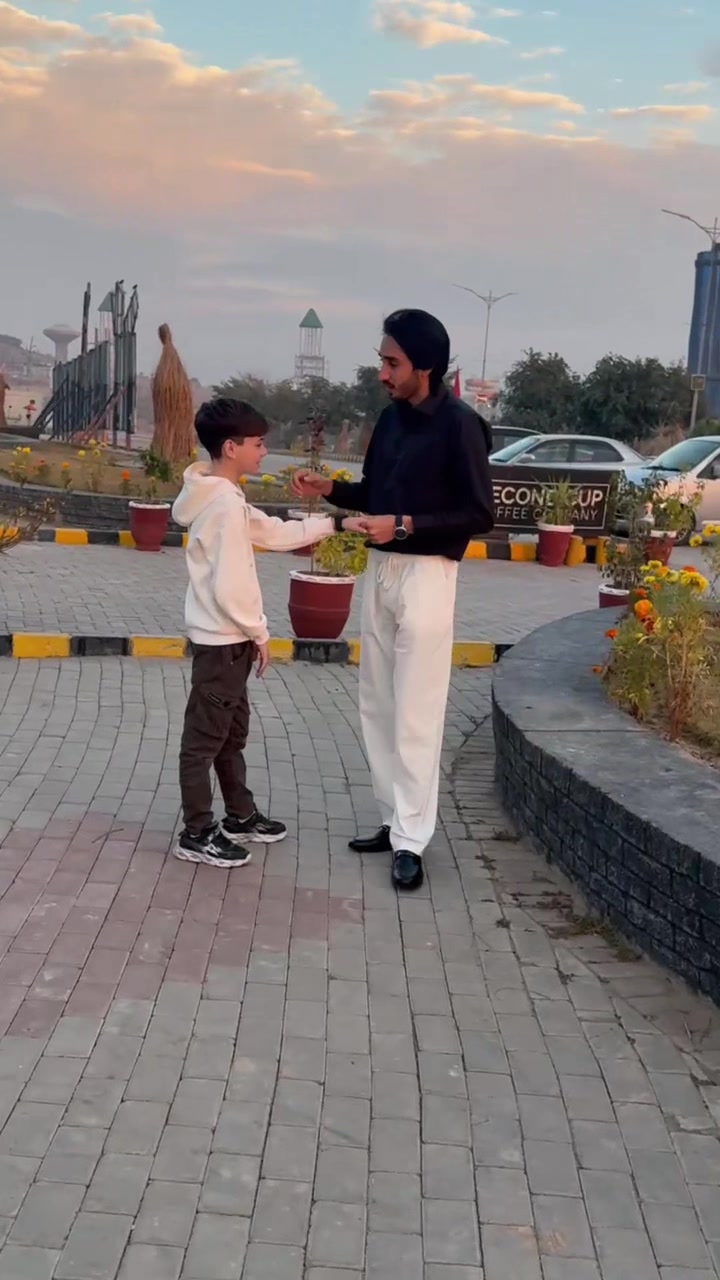 @Umar khan Yousafzai