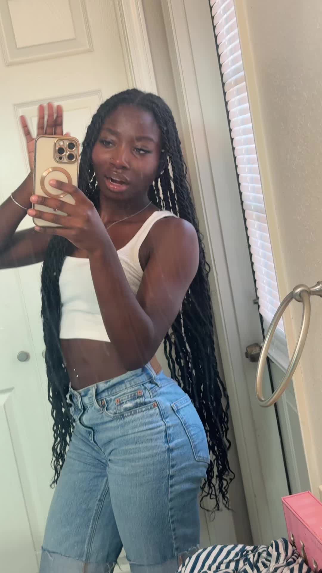 @mackthanggg