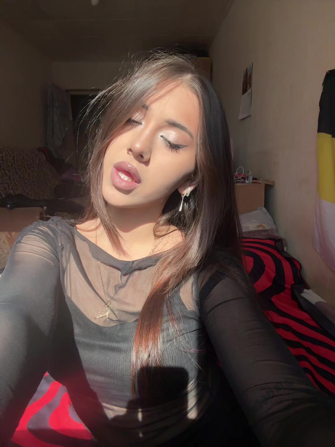 @lana:)