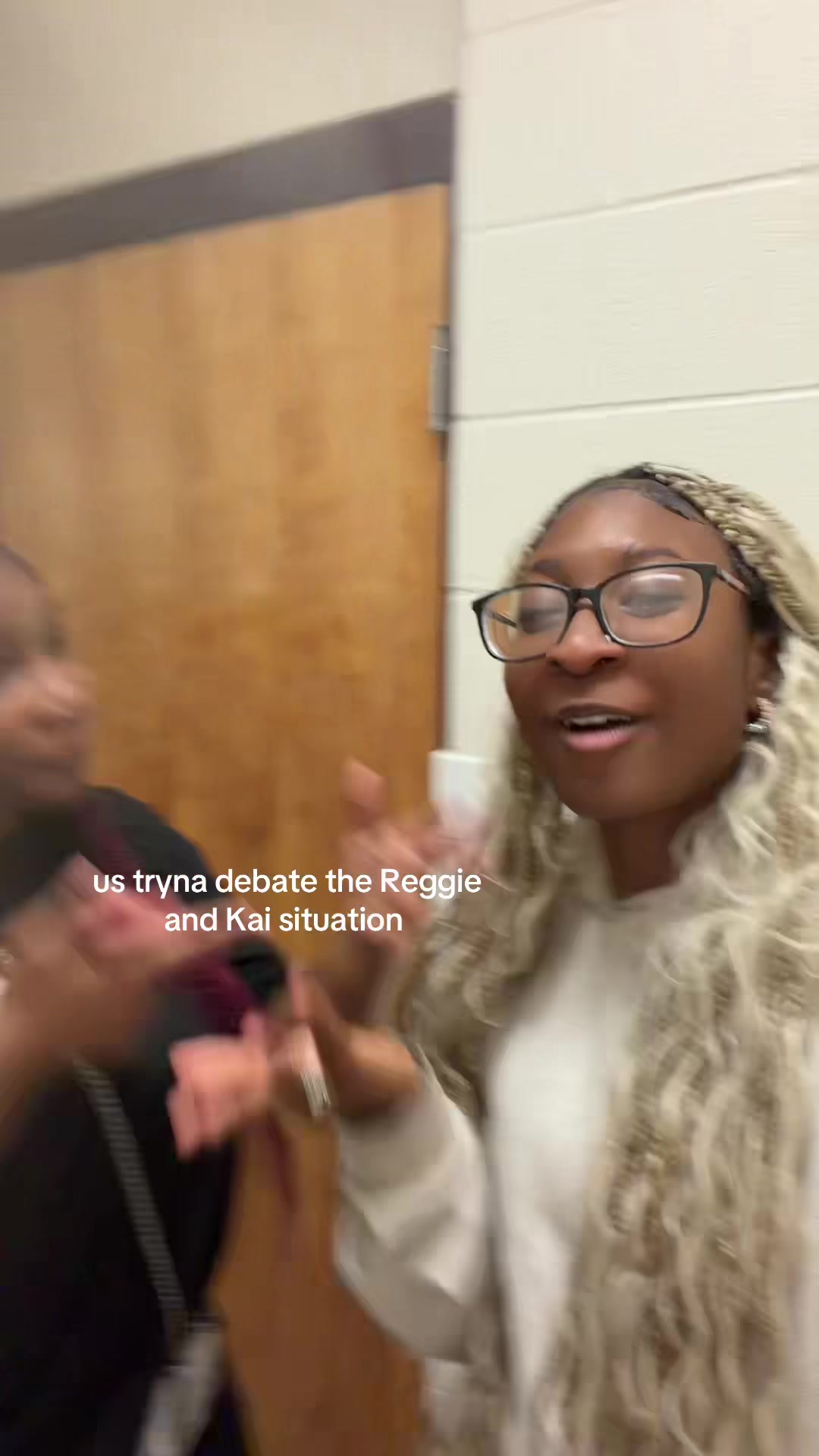 @👱🏾♀️