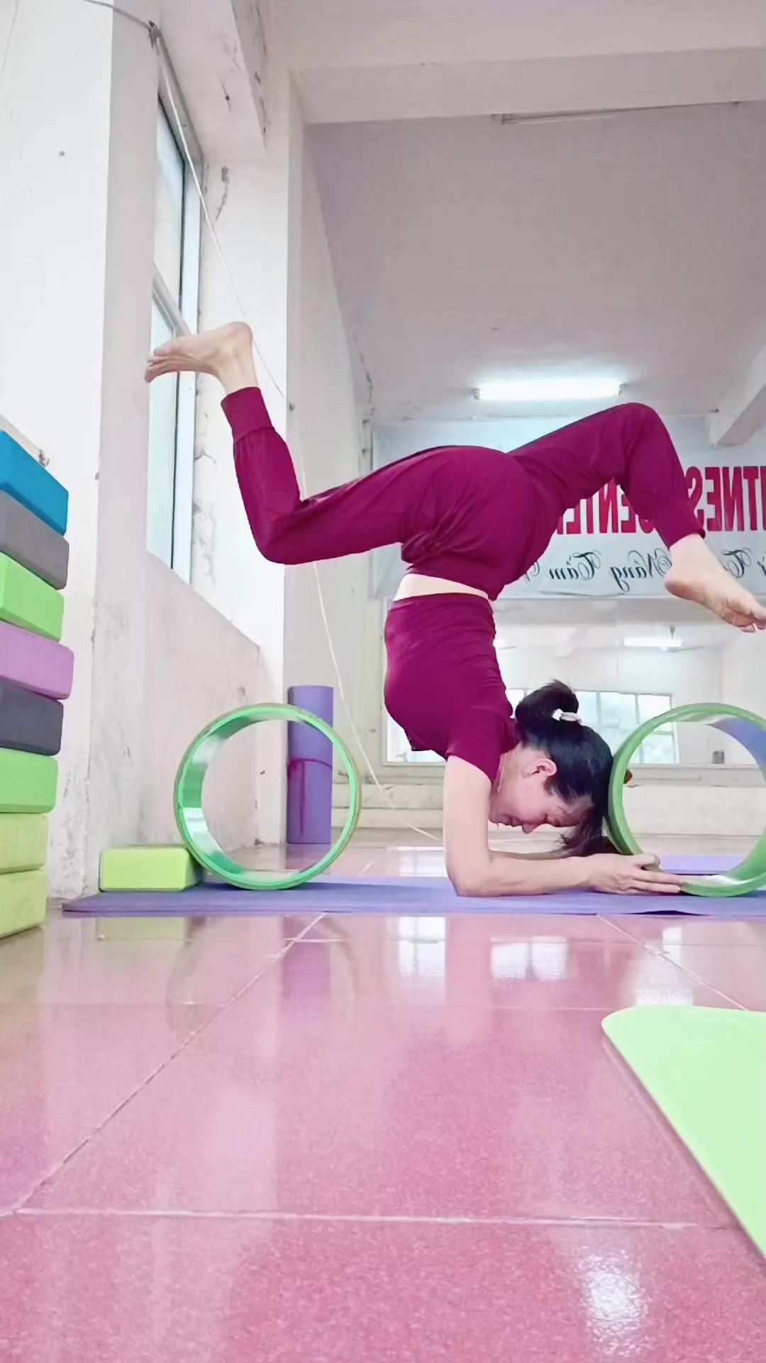 @Hoàng Thùy Yoga💯