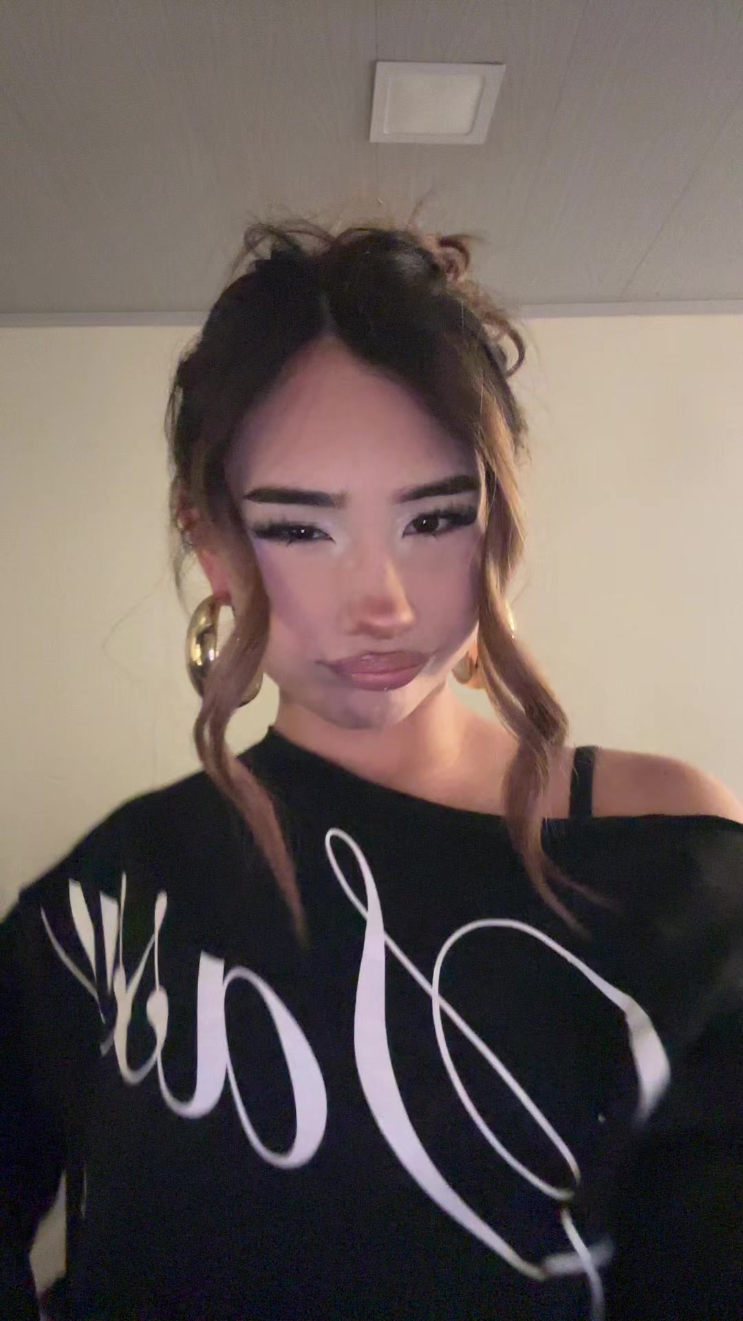 @𝐿𝑎𝑢𝑟𝑎 𝐺𝑎𝑙𝑣𝑎𝑛:)