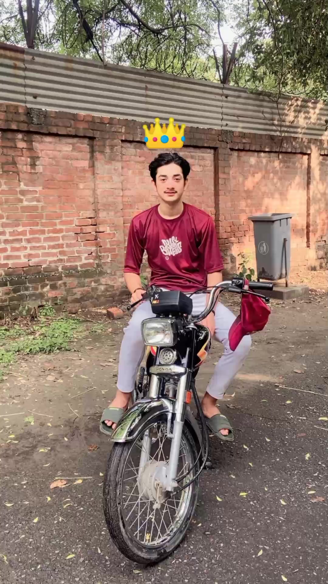 @🙌🚩 𝙃𝙆 * 1҉👑🦁