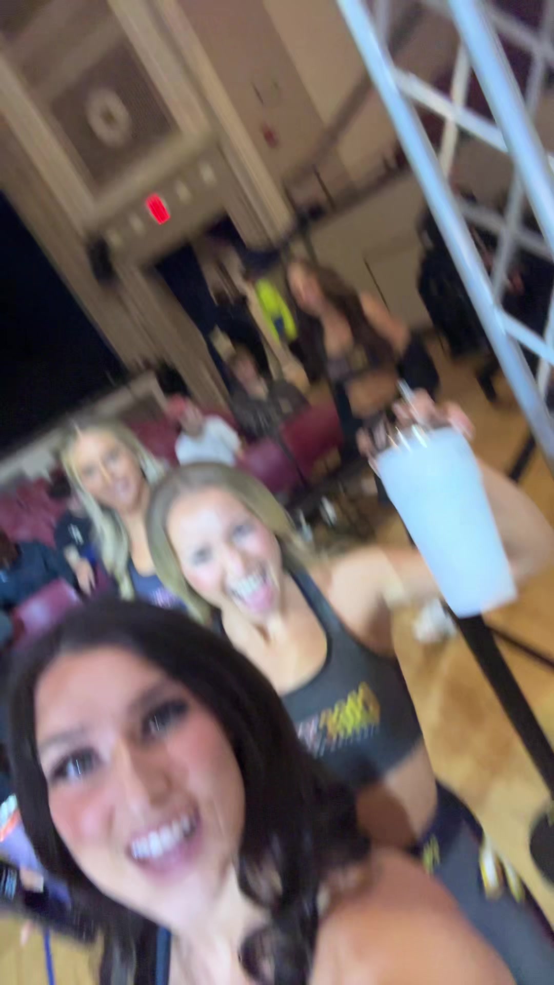 @Skyewaarrrddd