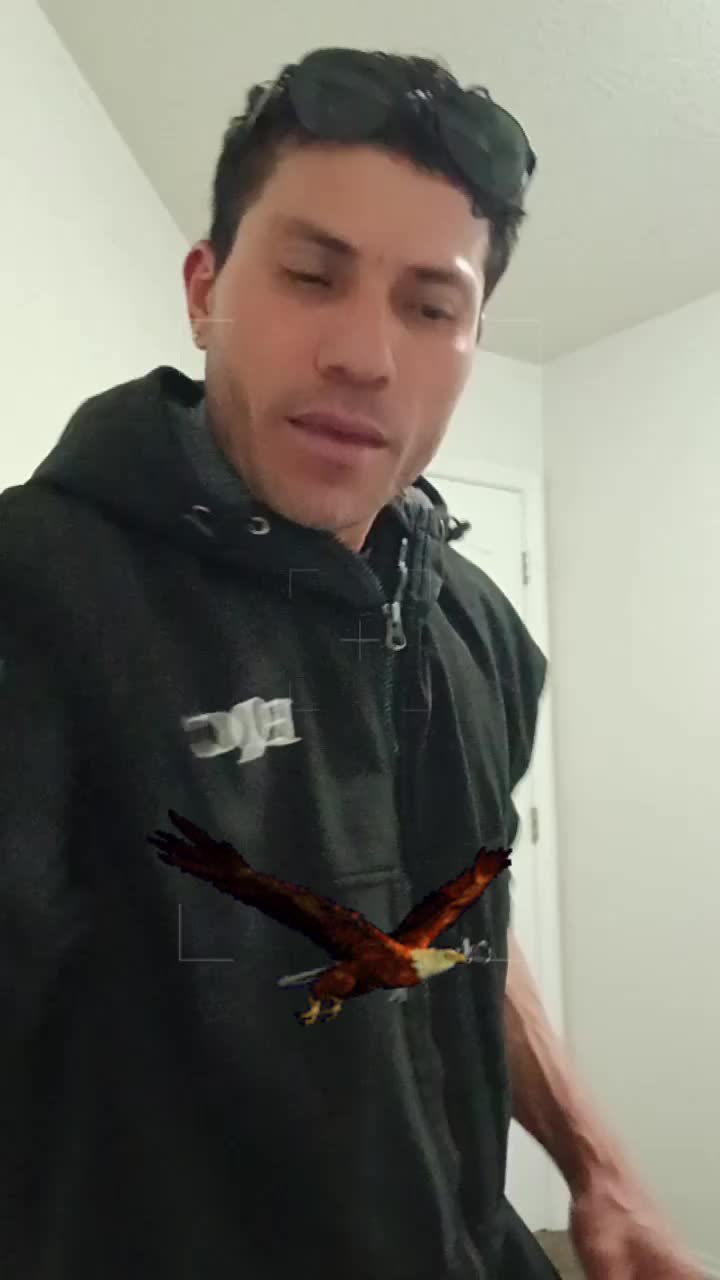 @𝐂𝐇𝐀𝐑𝐋𝐘 𝐑𝐎𝐌𝐀𝐍𝐓𝐈𝐂Ó