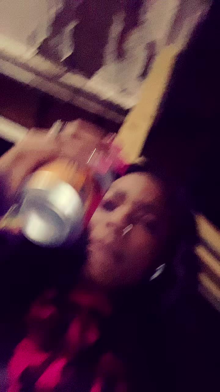@sostunna