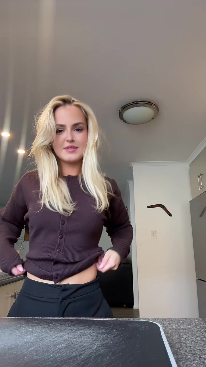 @thisisrhii