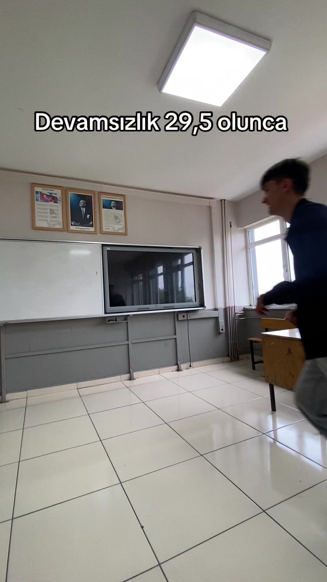 @Ne bakıyon kardeşşş