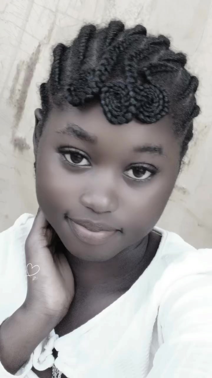 @PRINCESS 👸 OF MUNDU