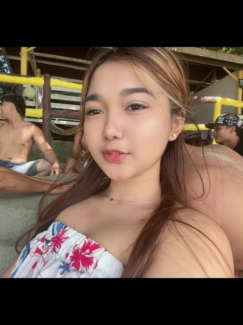 @thisishyacinth