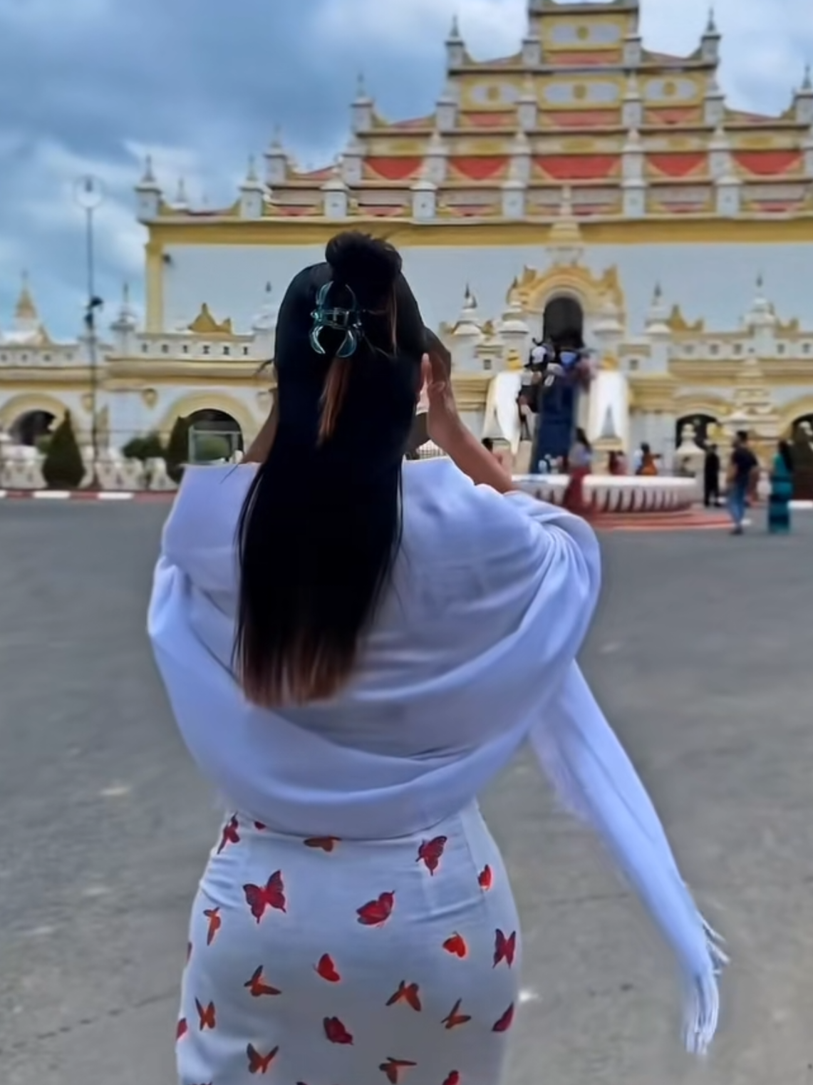 @Myat Noe 🥰