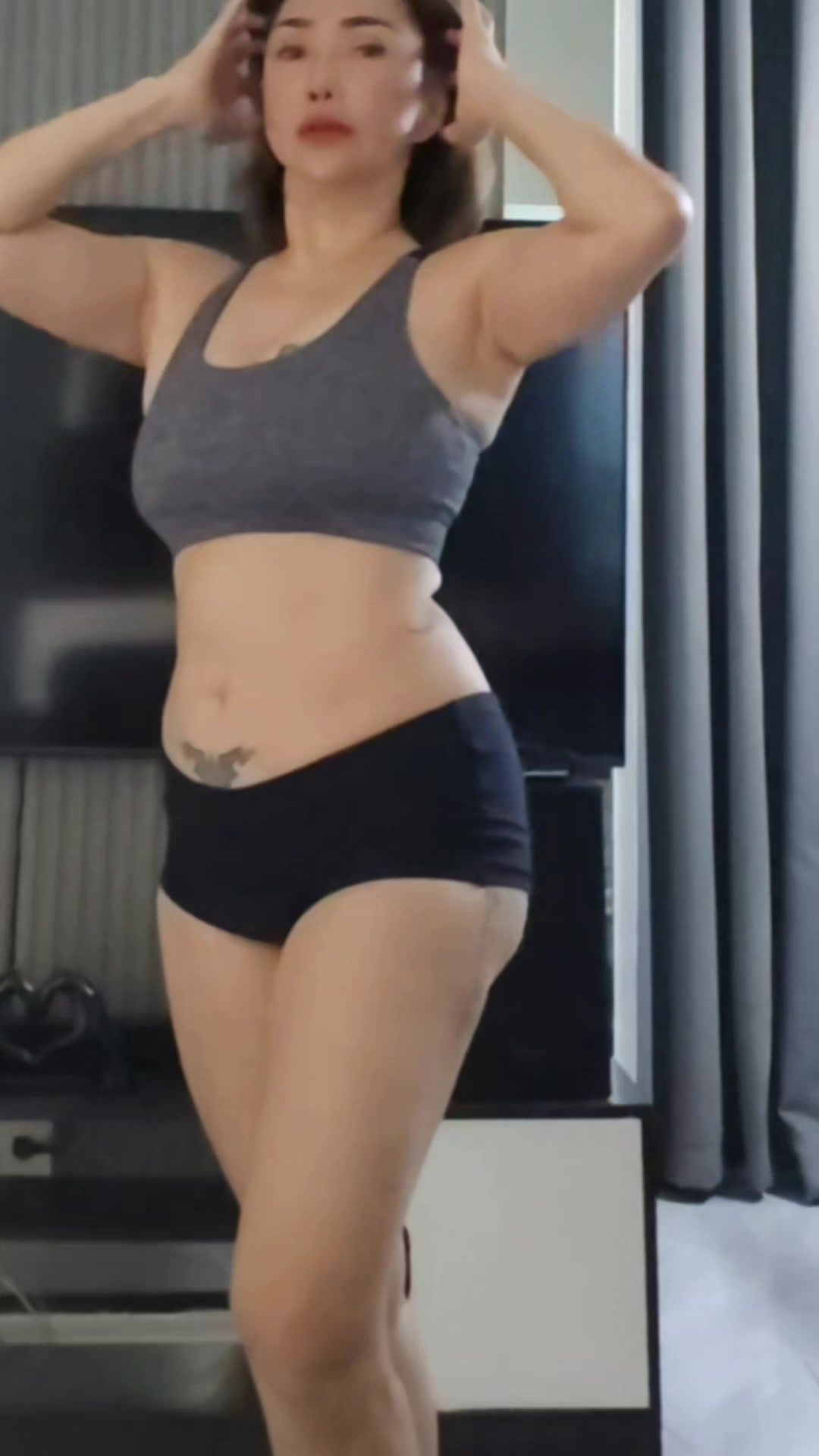 @Amaia.HotMomma