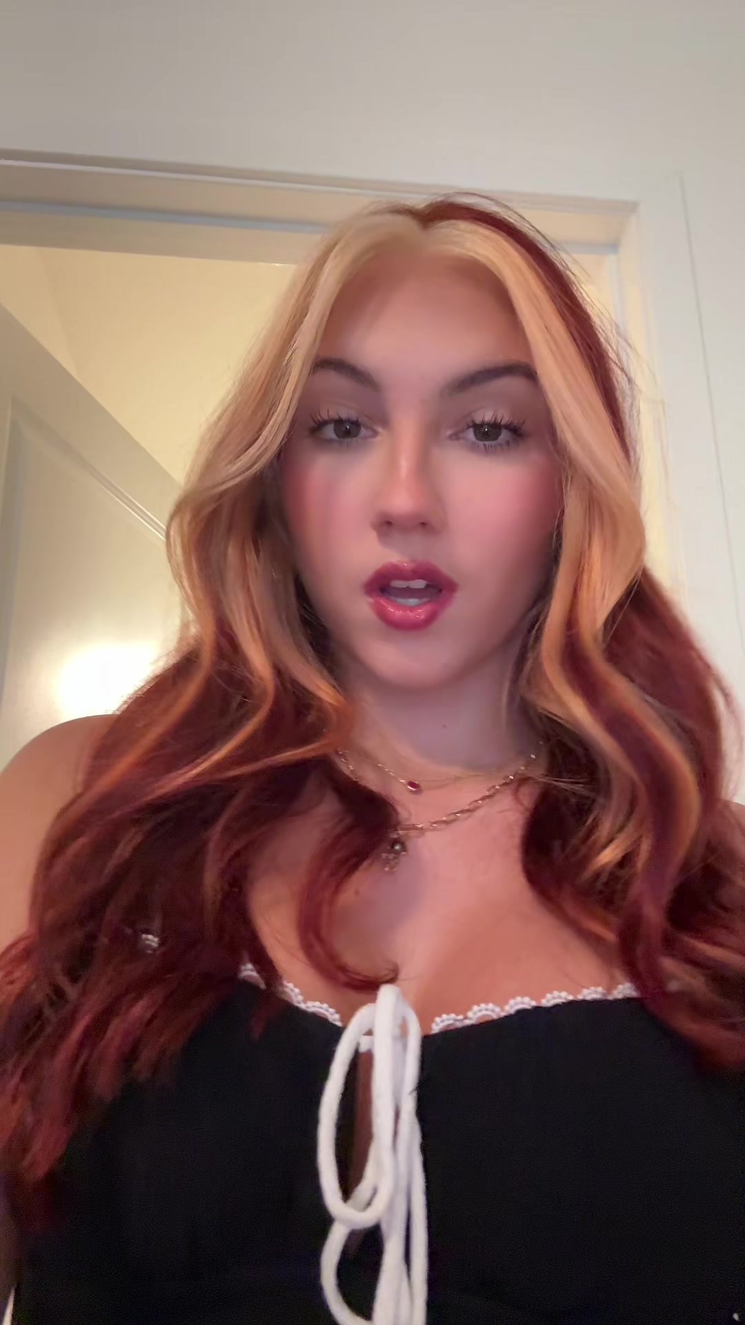 @not_ainsleyjohnson