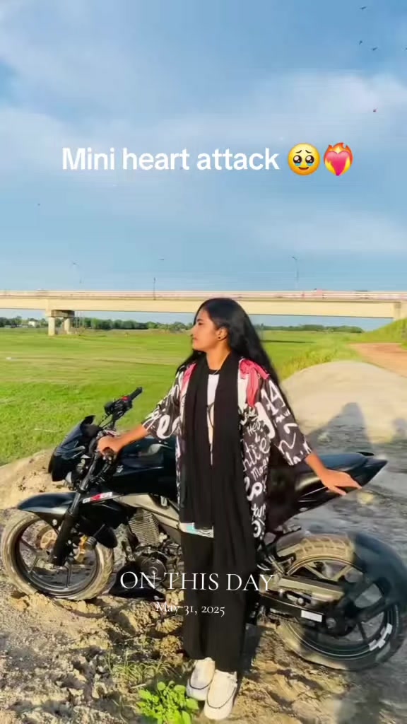 @Biker Girl Esha
