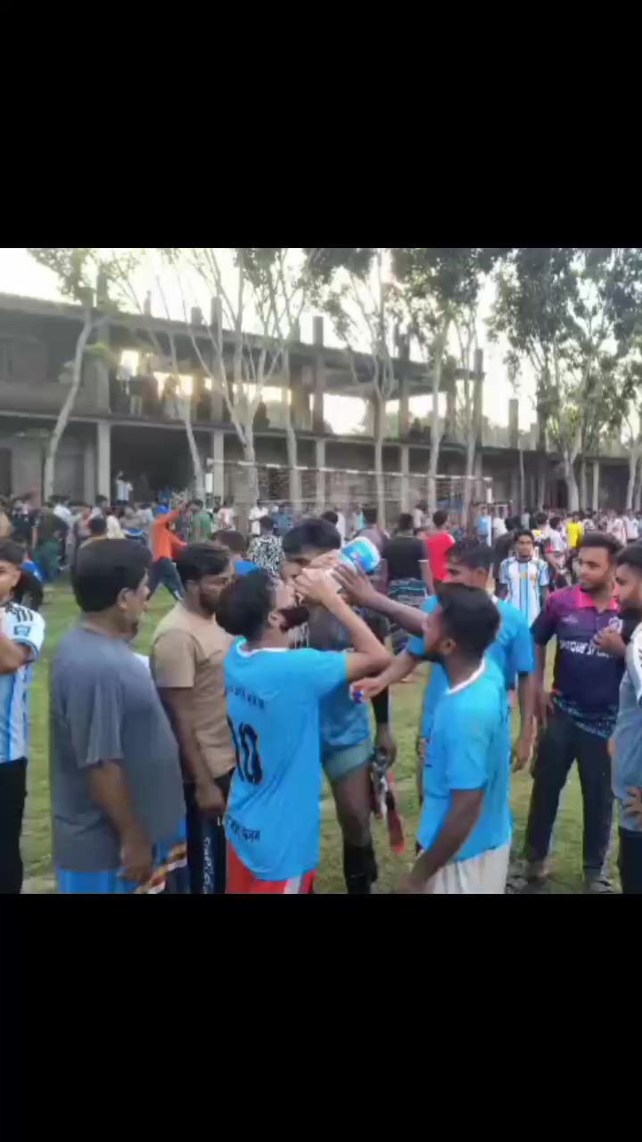 @🔵 Footballer Leo Gazi 10 🇧🇩