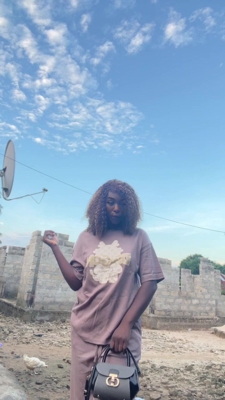 @Agirllikenippy 😘❤️🥰