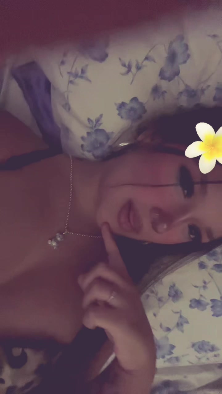 @Valeesytaa