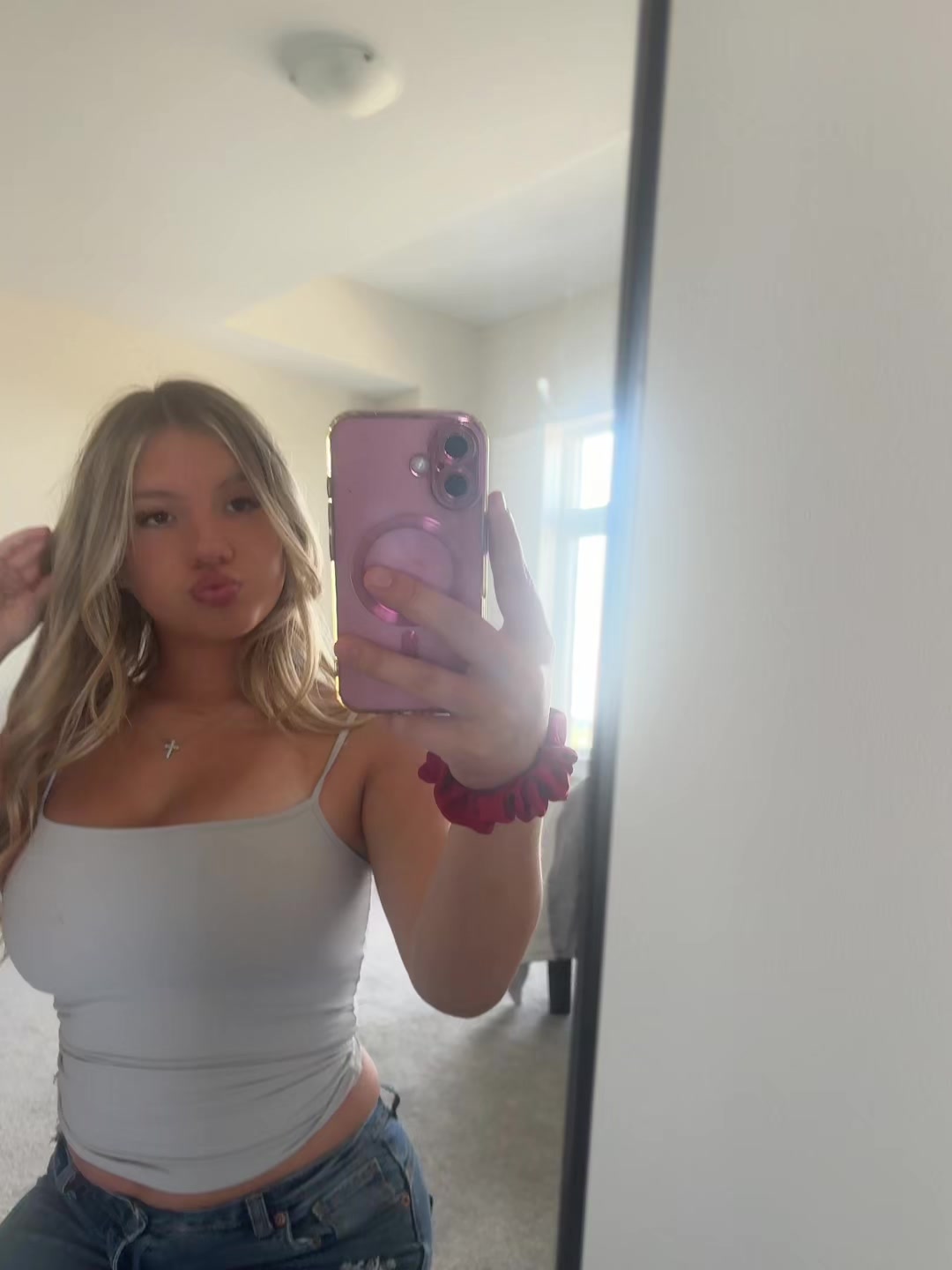 @L💫