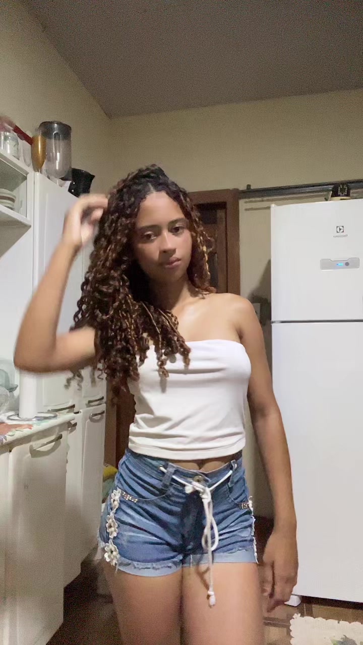 @yasneiff