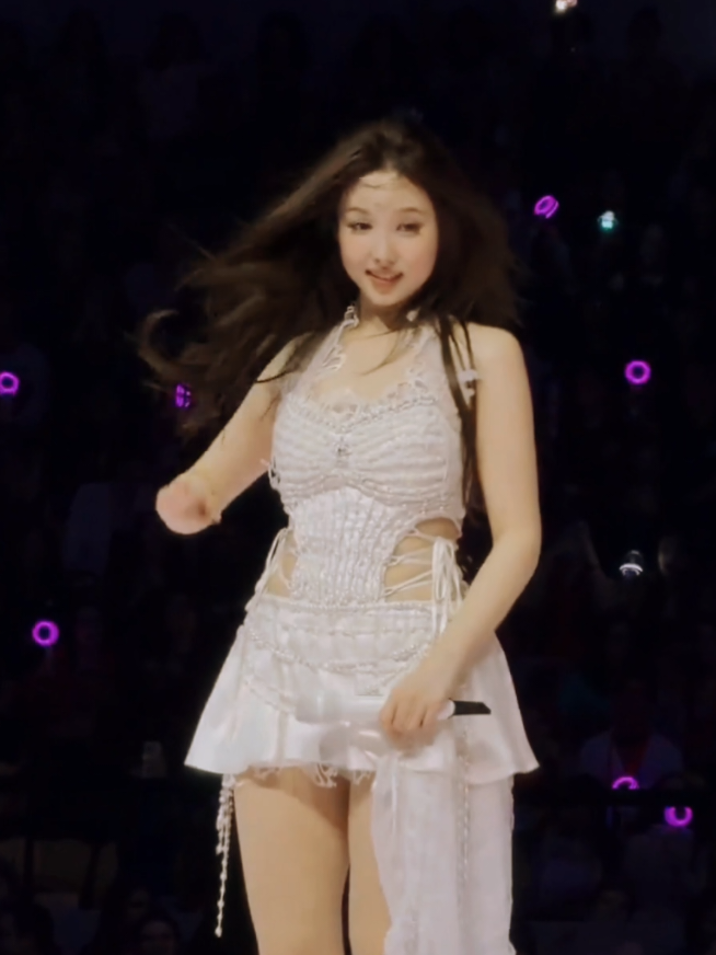 @iny ☆