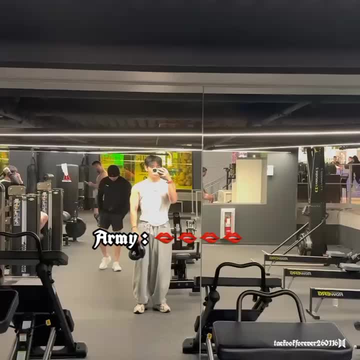 @UnRealLove