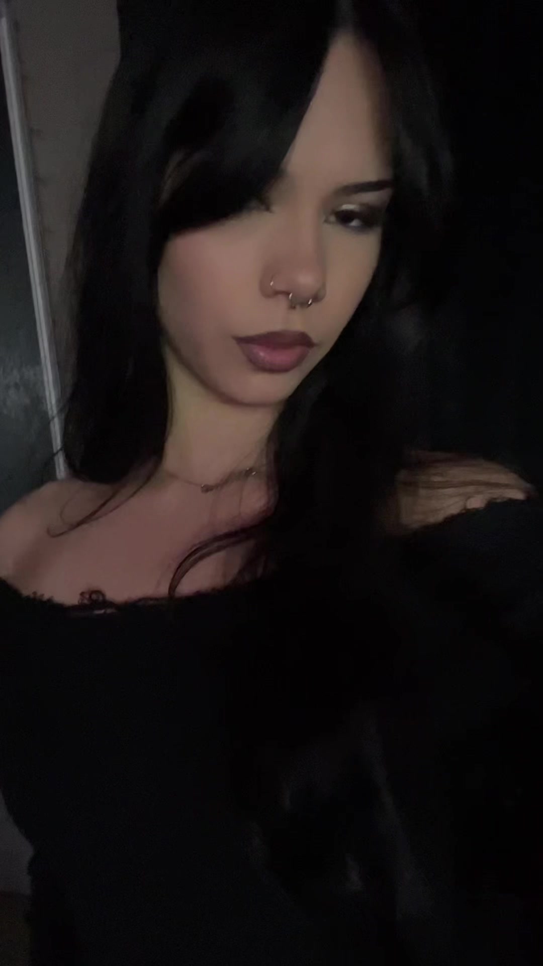 @notteamseshnevaeh