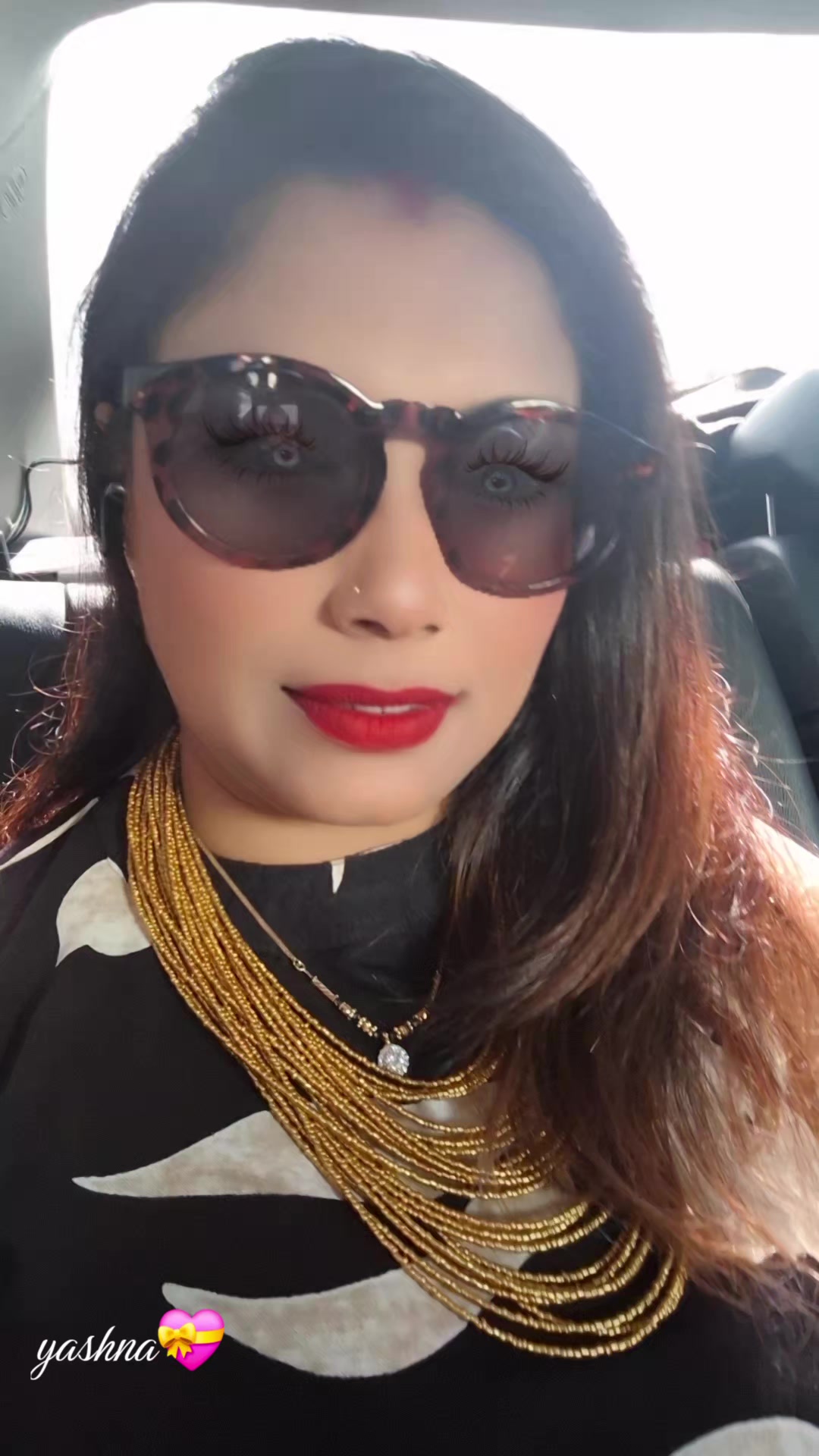 @yashna