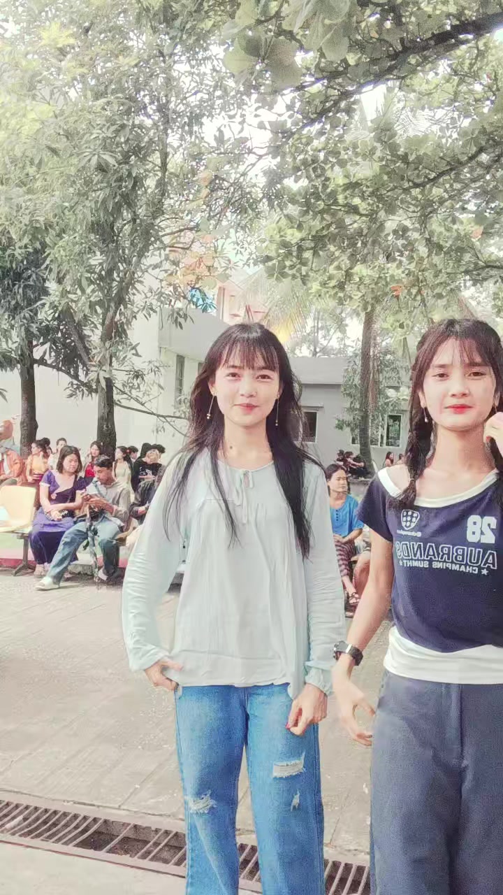 @MayZin10200300