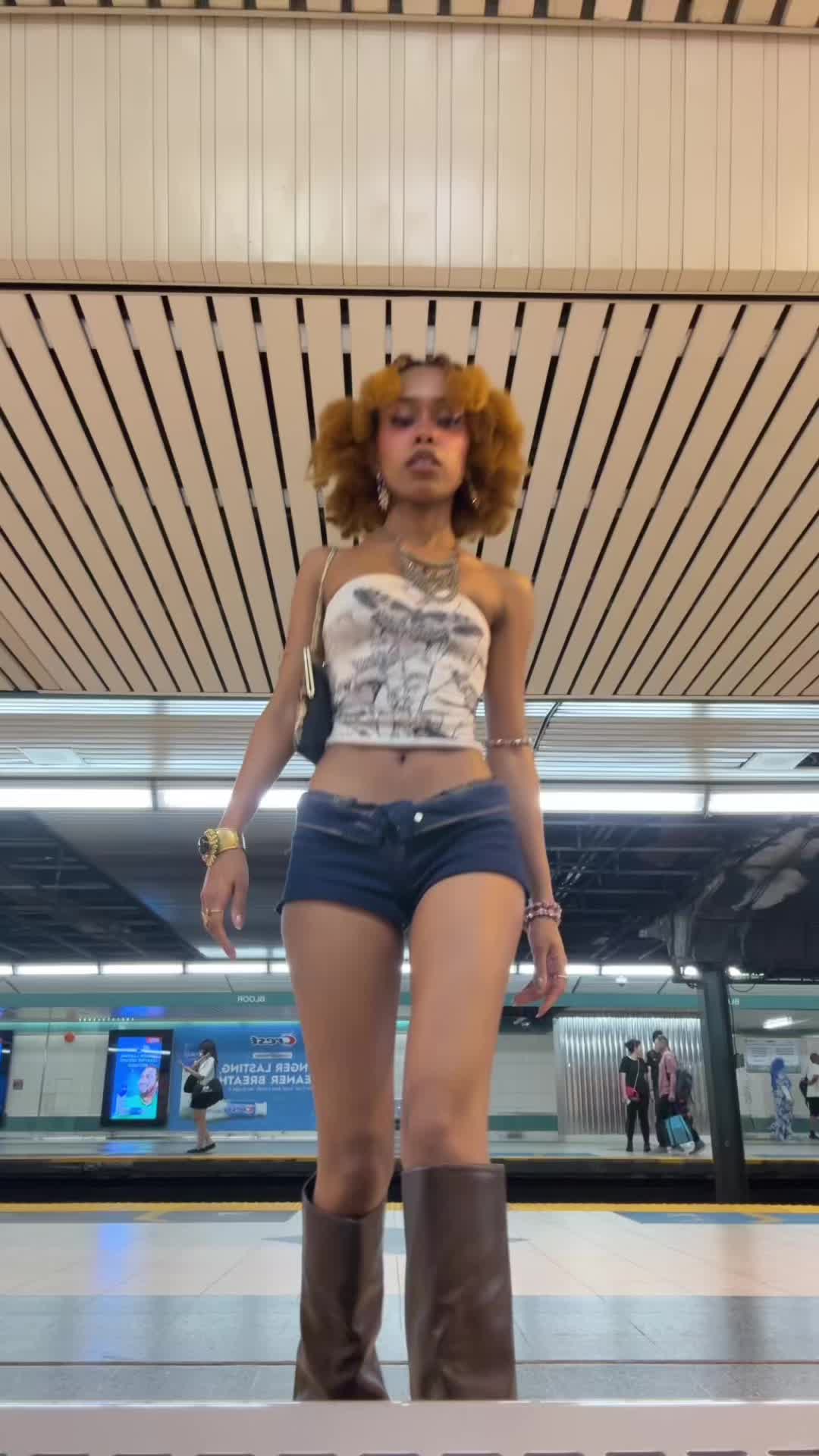 @playingdressup