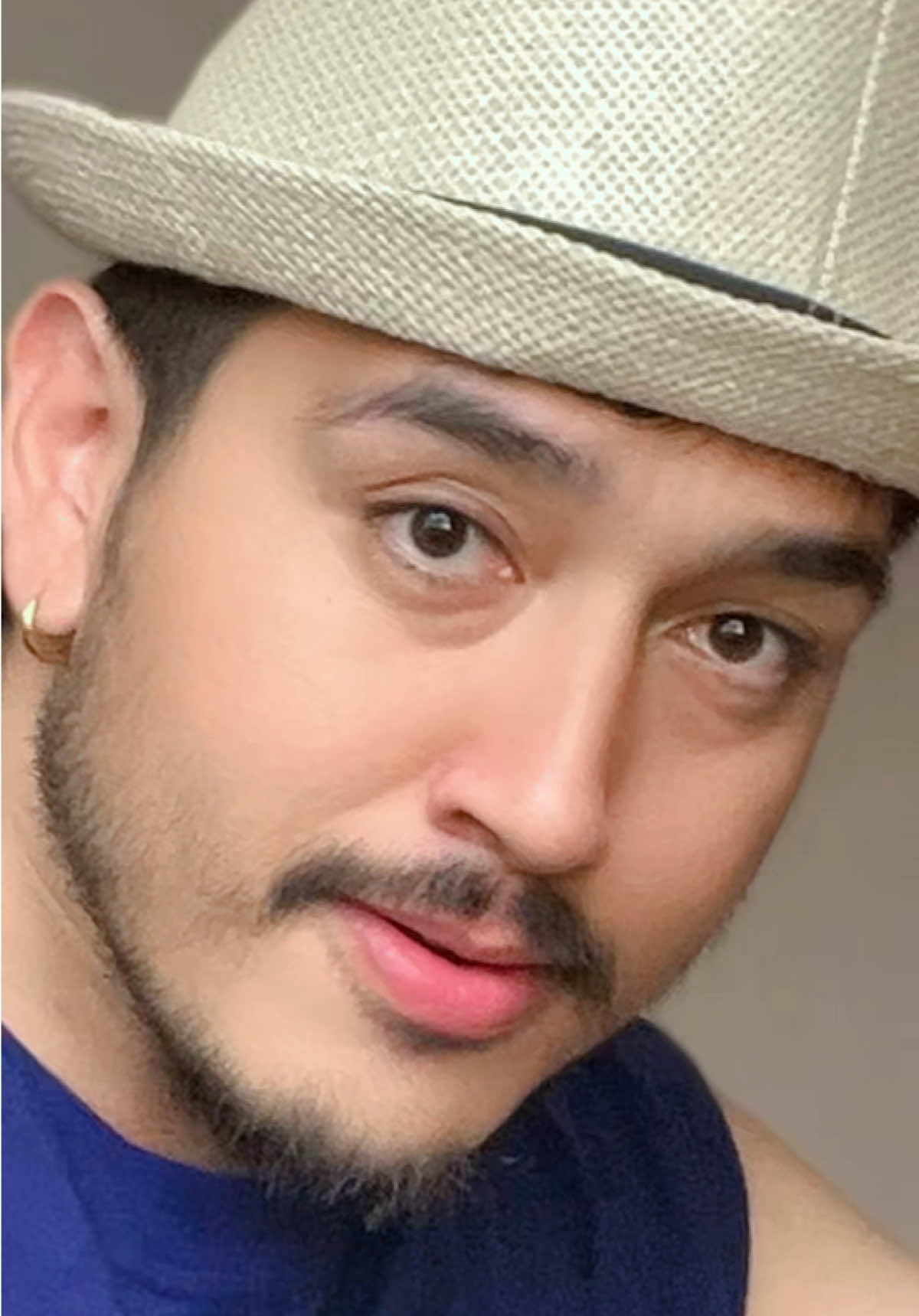 @Rambir_Sahani 🔵