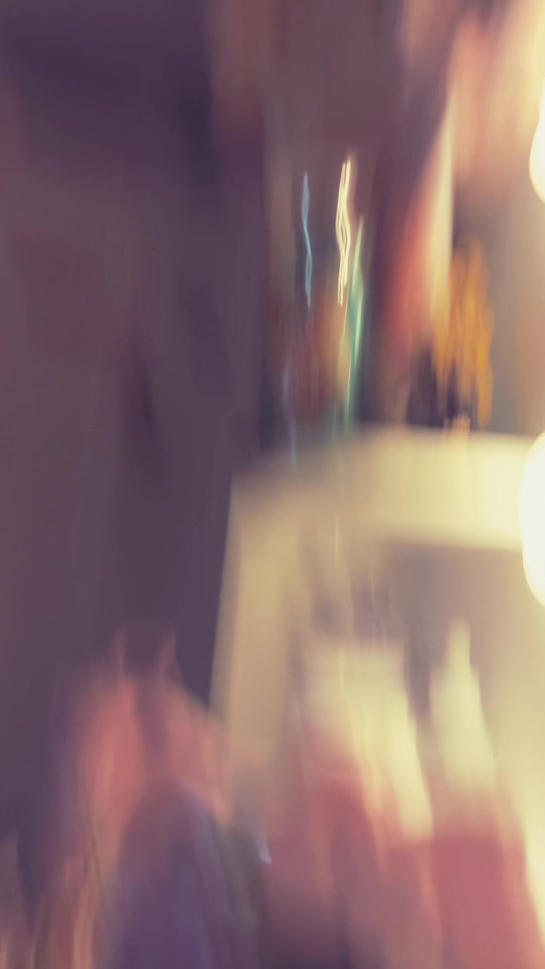 @⃟